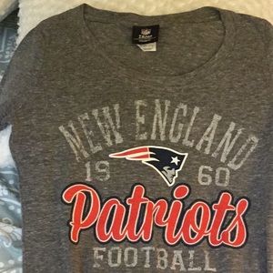 NE Patriots scoop neck tee